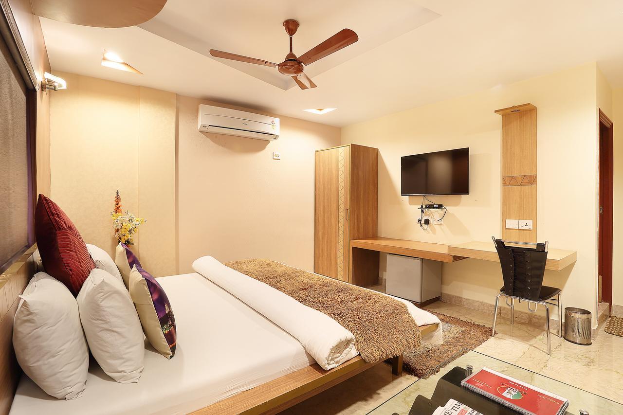 Hotel Narayani Enclave Καλκούτα Εξωτερικό φωτογραφία