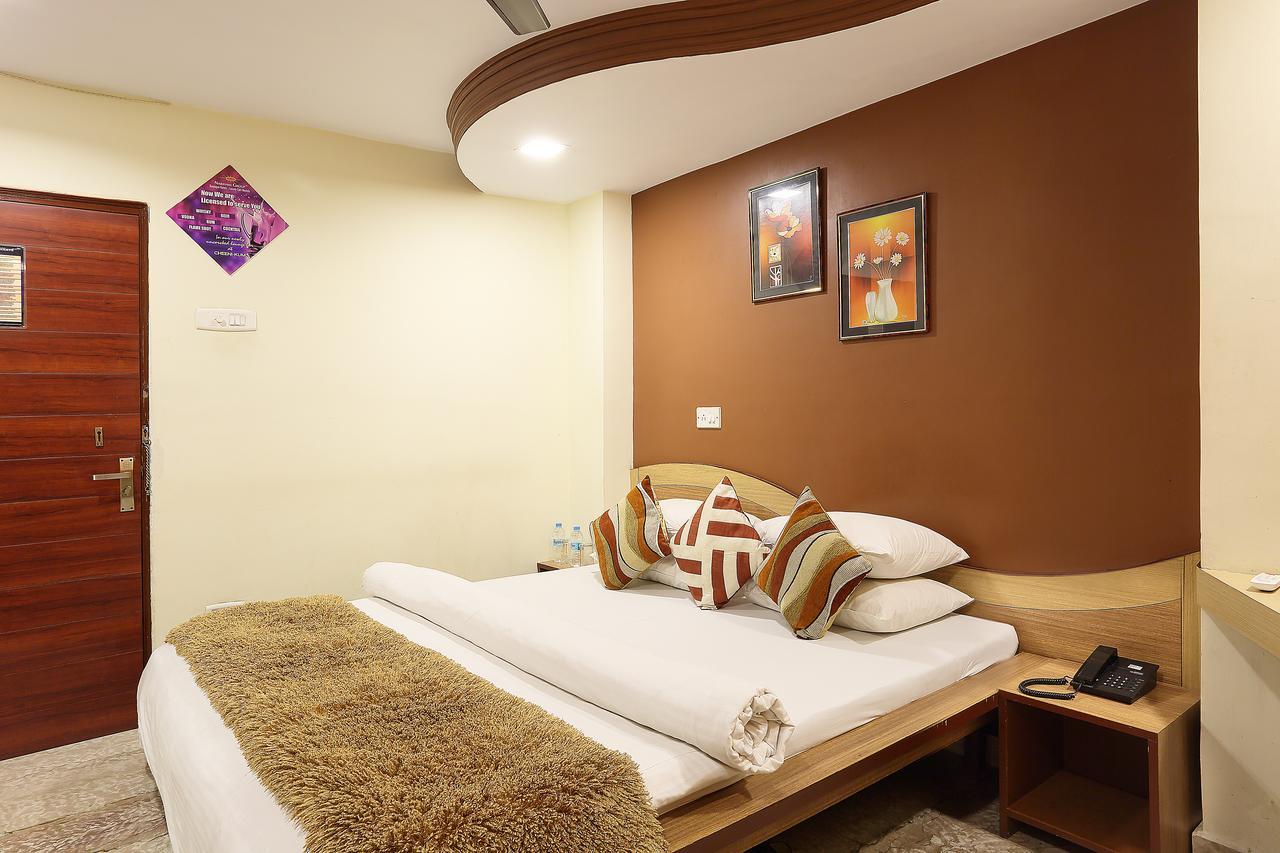 Hotel Narayani Enclave Καλκούτα Εξωτερικό φωτογραφία
